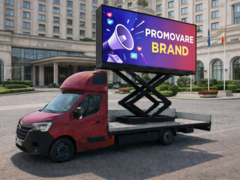 Ecran LED Mobil DOOH 4x2m inchiriere evenimente publicitate out