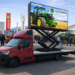 Ecran LED Mobil DOOH 4x2m inchiriere evenimente publicitate out.