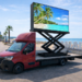 Ecran LED Mobil DOOH 4x2m inchiriere evenimente publicitate out.